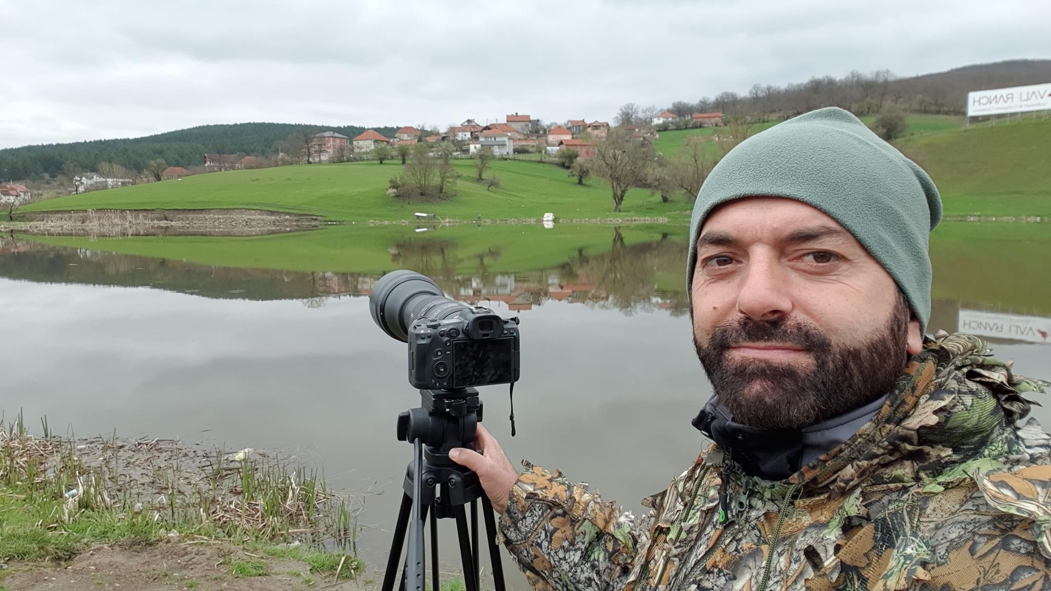 Flet fotografi që bëri xhirimin e rrallë të shqiponjës në Kosovë