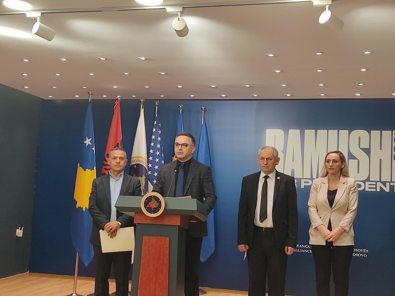 AAK-ja kërkon anulimin e vendimit që t’u zbriten shtesat pensionistëve
