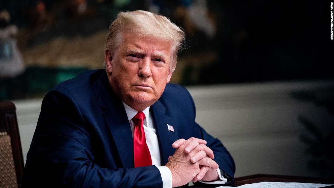 Zbulohet çfarë u gjet në shtëpinë e Donald Trump nga bastisja e FBI-së
