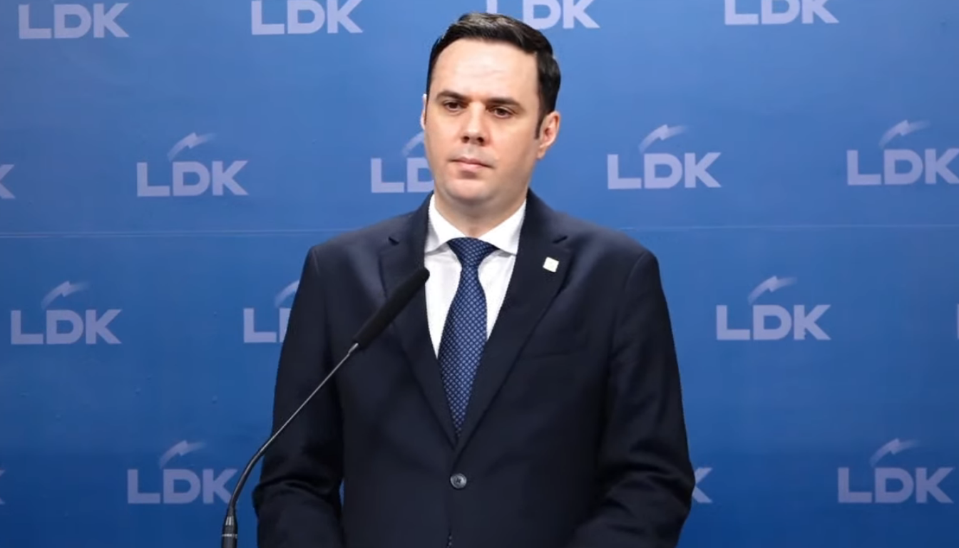 Gjysmë milion euro humbje në Trust çdo ditë, reagon Abdixhiku