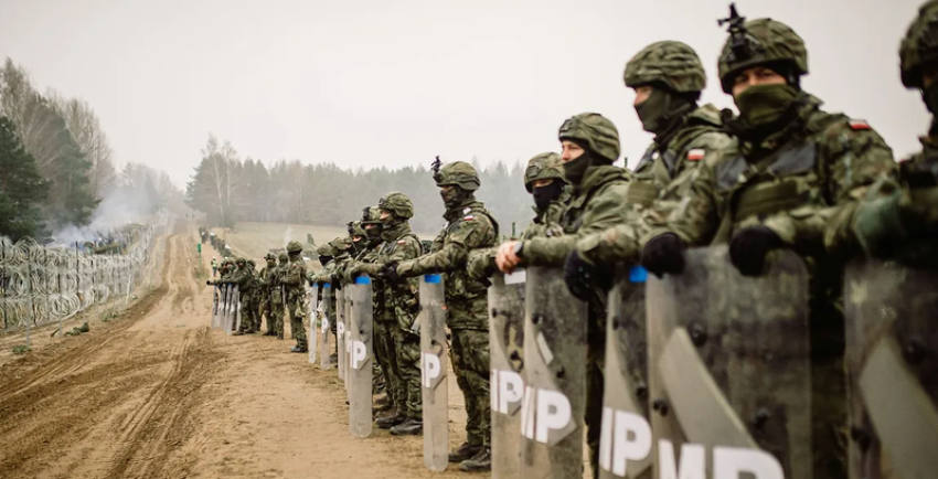 “Erë lufte” në Poloni, Rusia e ka gjetur “thembrën e Akilit” të NATO-s – ja lëvizja që do të aktivizonte nenin 5