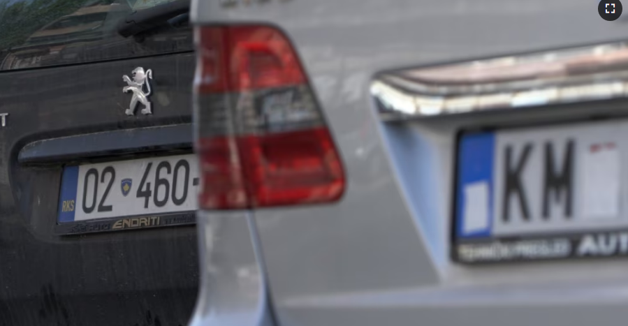 Mbi 1 mijë vetura pajisen më targa RKS në veri