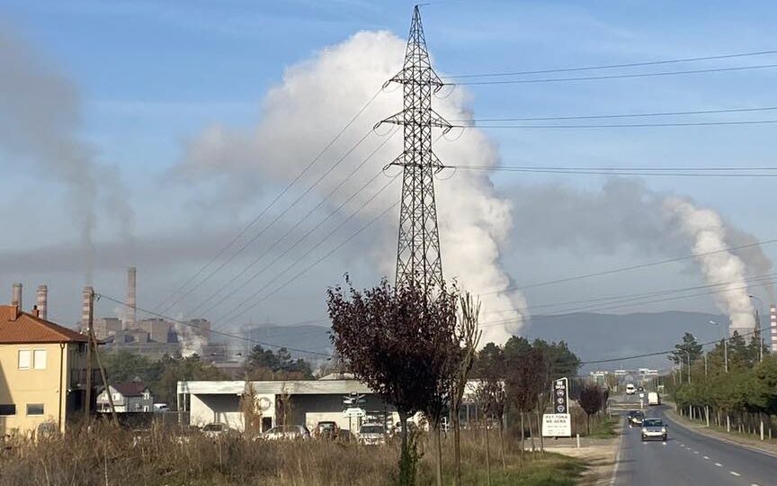 Komuna e Obiliqit publikon pamje, thotë se KEK-u po ju shkakton terror me pluhurin