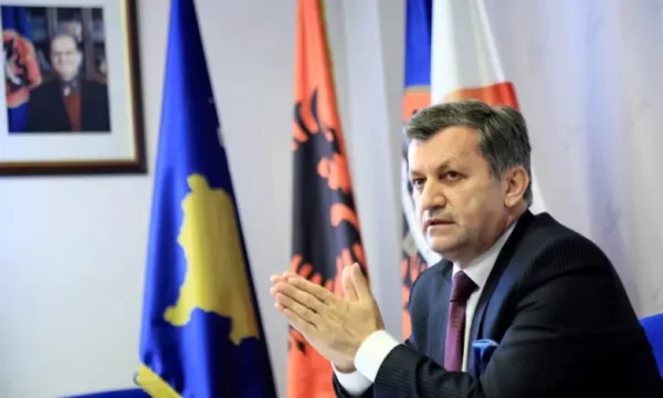 Ismet Beqiri për Vjosa Osmanin: Largimi i saj nga LDK-ja na dha goditjen e madhe