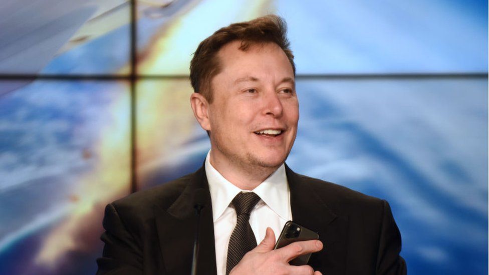 Elon Musk gati për t’u bërë trilioneri i parë në botë