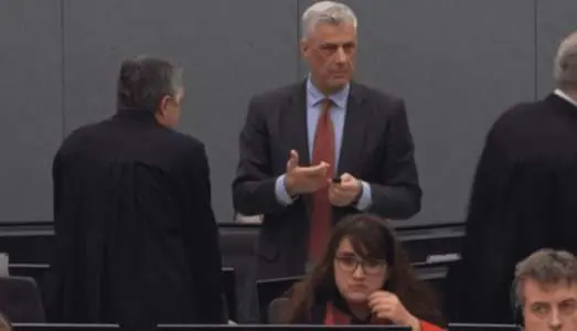 Thaçi reagon pasi trupi gjykues lexoi deklartën e tij dhe të Selimit ku supozohej që përgjegjës për komunikatat e UÇK-së ishte Bashota