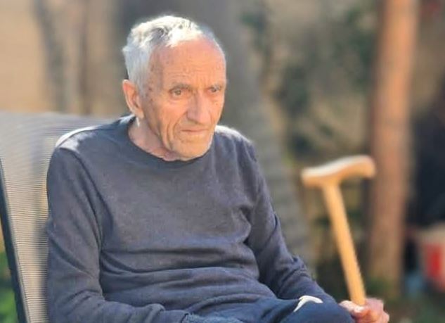 Vdes Maxhun Alimehaj, i mbijetuari i pushkatimit nga forcat serbe