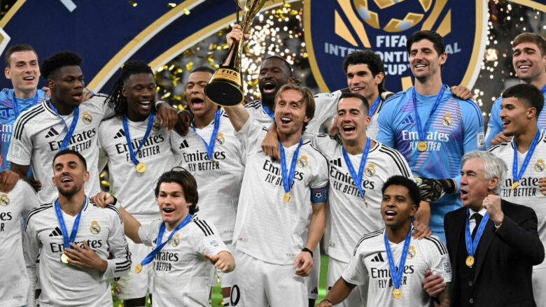 Luka Modric në histori të Real Madridit, bëhet futbollisti më i trofeshëm