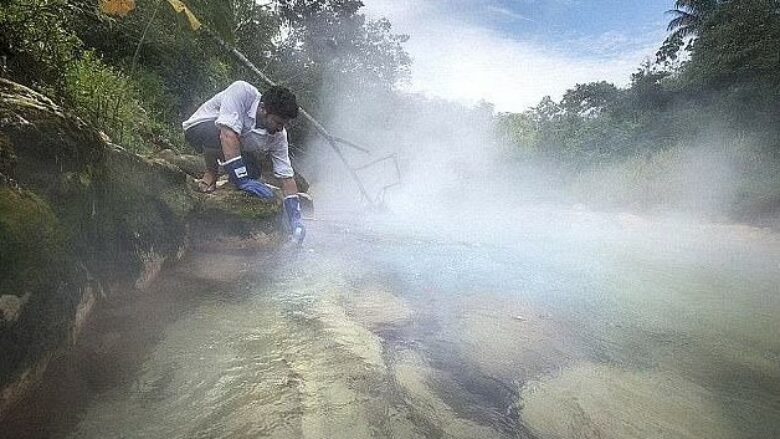 Misteri i lumit në Peru, temperatura e ujit arrin në 100 gradë celsius