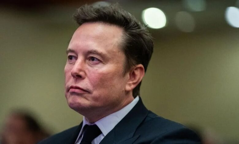 Tesla ia sheh sherrin përfshirjes së Muskut në politikë