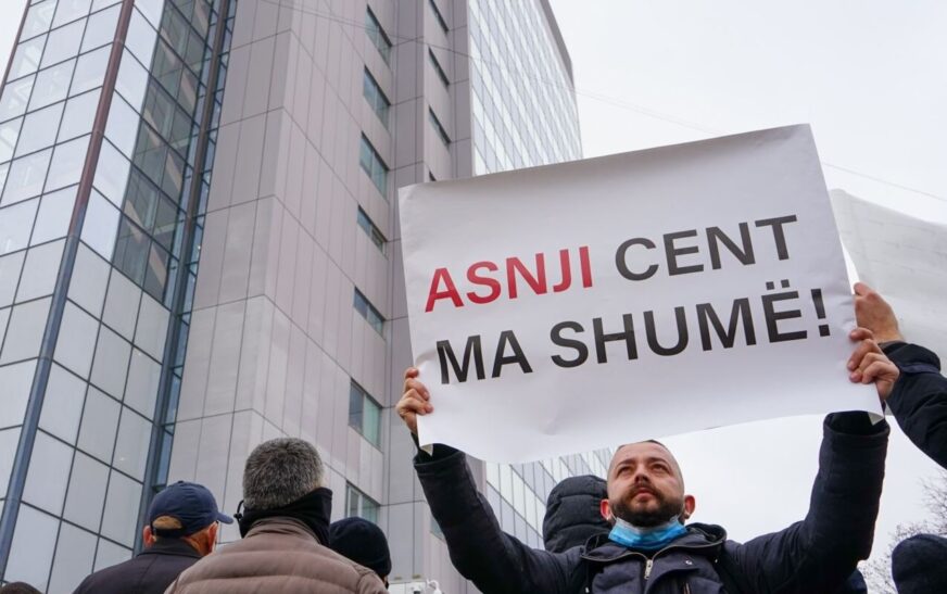 “Asnjë cent ma shumë”, propozohet bojkot masiv të pagesës së rrymës