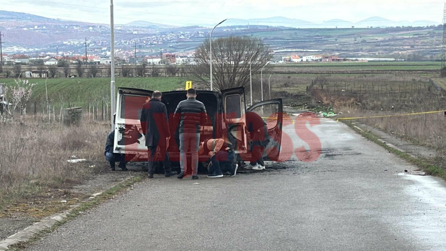 Gjendet e djegur në Hajvali, makina me të cilin dyshohet se po udhëtonin grabitësit e armatosur