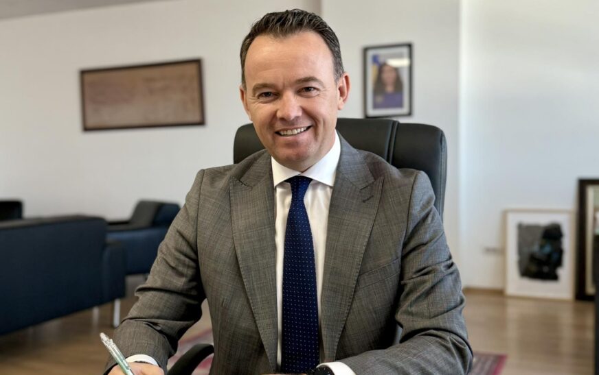 Faton Peci nënshkruan udhëzimin administrativ për programin e Pagesave Direkte/Subvencione 2025