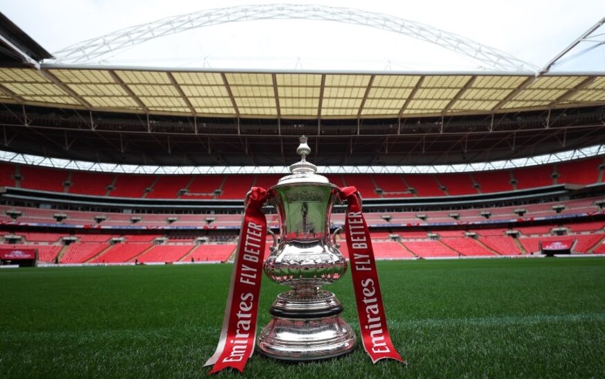 Caktohen çiftet çerekfinale të FA Cup
