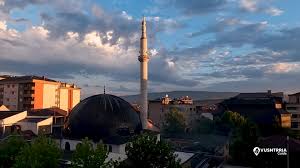 Vjedhje në xhami – Zhduket zmadhuesi i zërit në Studime të Ulët