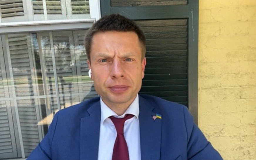 Deputeti ukrainas, Goncharenko: Zelensky duhet t’i kërkojë falje Trump-it