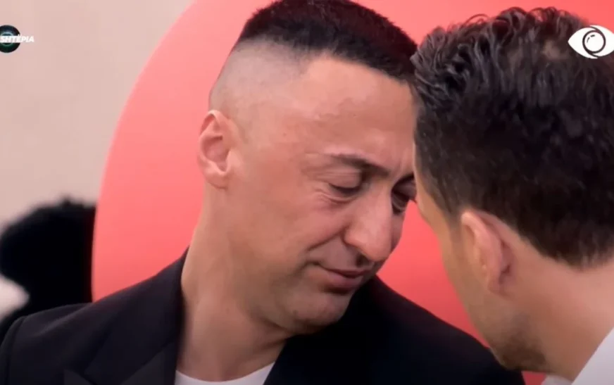 Ledion Liço futet në shtëpi dhe i jep lajmin e trishtë G Banit, banori largohet në lot drejt Londrës