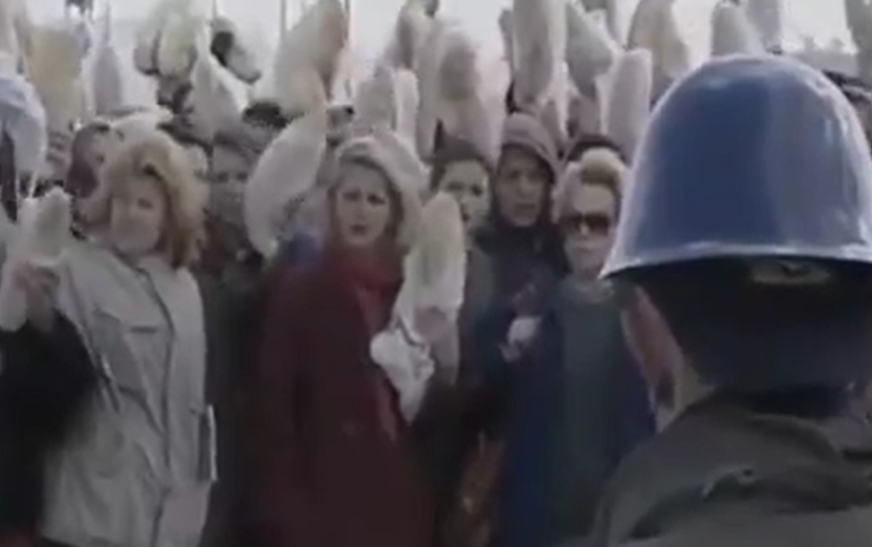 Gratë e Kosovës në marsin e 1998, protesta dhe solidariteti në kohë luftë