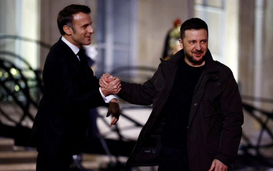 Macron e konfirmon: Zelensky do të marrë pjesë në samitin e ri për Ukrainën në Paris
