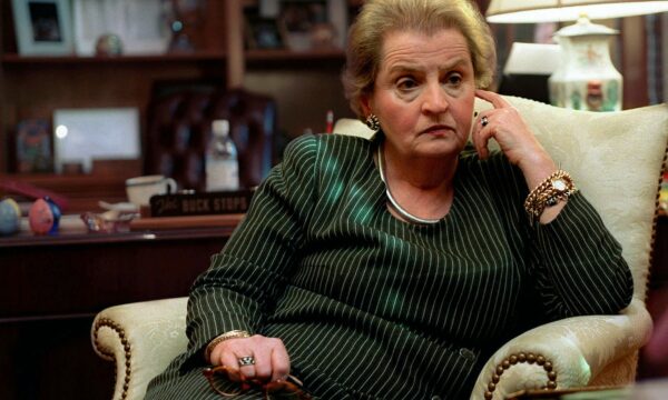 Përvjetori i vdekjes së Albright, Ambasada Amerikane: Shpëtoi jetë të panumërta