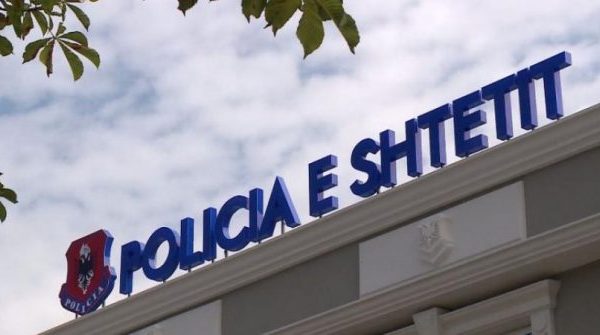 SPAK-u me aksion, arrestohen 3 policë në qytete të ndryshme të Shqipërisë