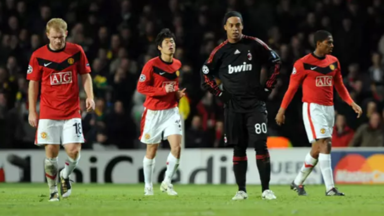 Ylli i Man Utd pranon se Ronaldinho e ‘mashtroi’ për të nënshkruar me klubin anglez