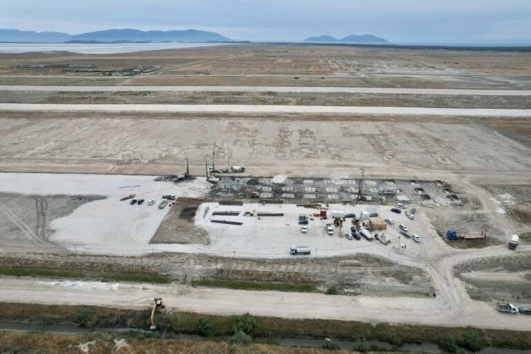Bie nga lartësia, vdes punëtori 38-vjeçar në terminalin e aeroportit të Vlorës