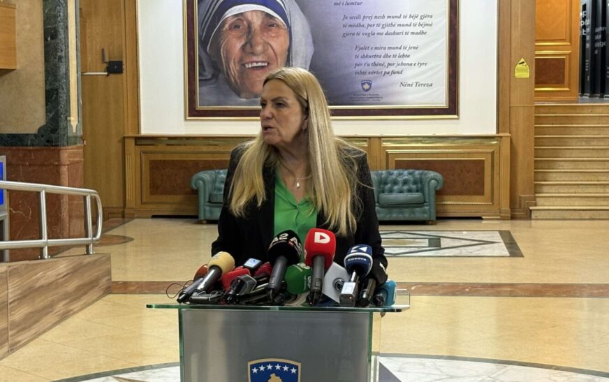 Kadrijaj –AAK: Qëllimisht e përsërisin kandidimin e Haxhiut, kaq vota i kanë edhe për qeveri