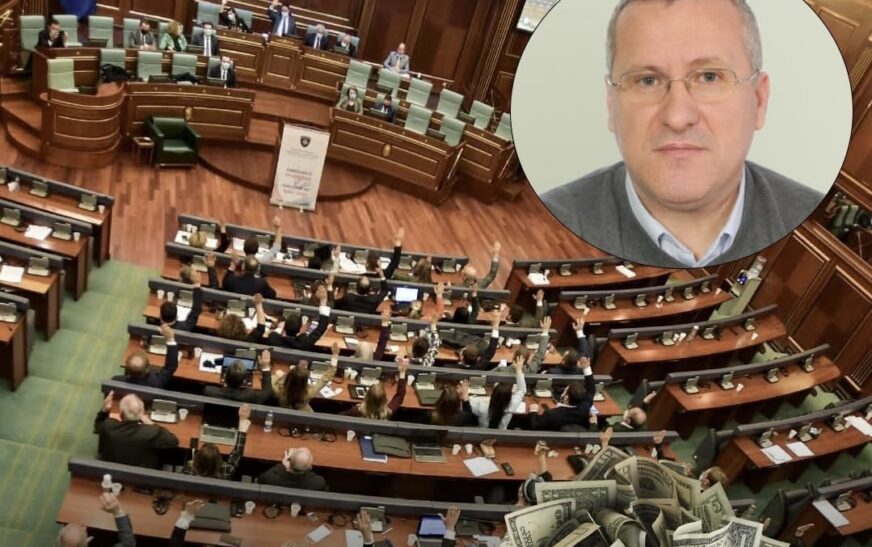 Deputetët përfitojnë, populli hesht – Kritika e fortë e Avdi Smajlajt për bllokadën në Kuvend