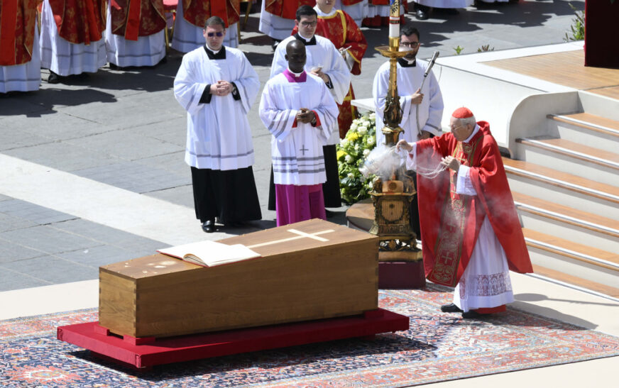 Varroset Papa Françesku