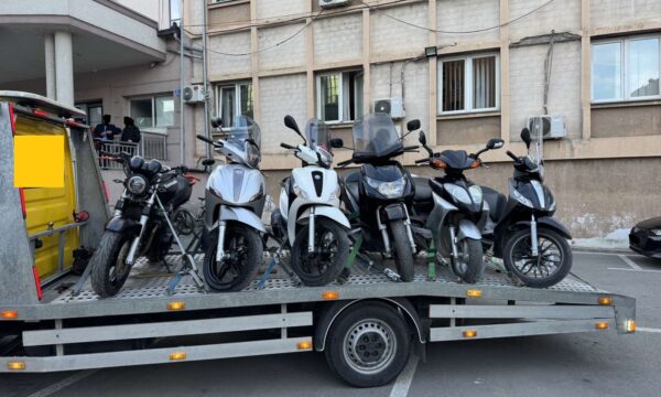 Policia në Pejë sekuestron 14 motoçikleta e shqipton 40 gjoba për kundërvajtje