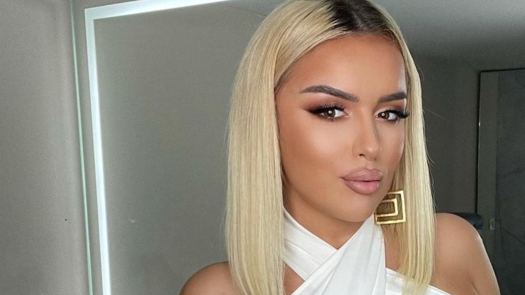 Antonela i del në mbrojtje Genta Gjalpit pas dhunës që ushtroi në vajzën e bashkëshortit