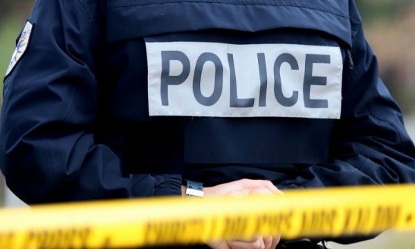 Theret një person në qendër të Prishtinës, Policia arreston të dyshuarin