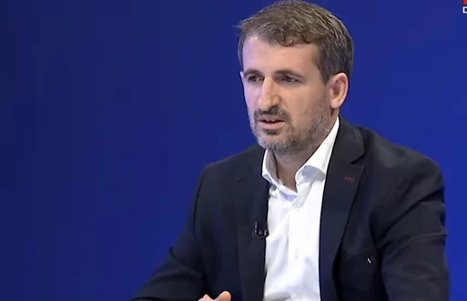 Miftaraj: Deputetët e LVV i kanë ra shkelm fukarallakut, Kuvendi po duket si sfilatë mode