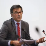 kryeziu-per-kurtin:-nje-lider-qe-fiton-42%-duhet-te-jete-transparent,-s’mund-te-fshihet-pas-heshtjes