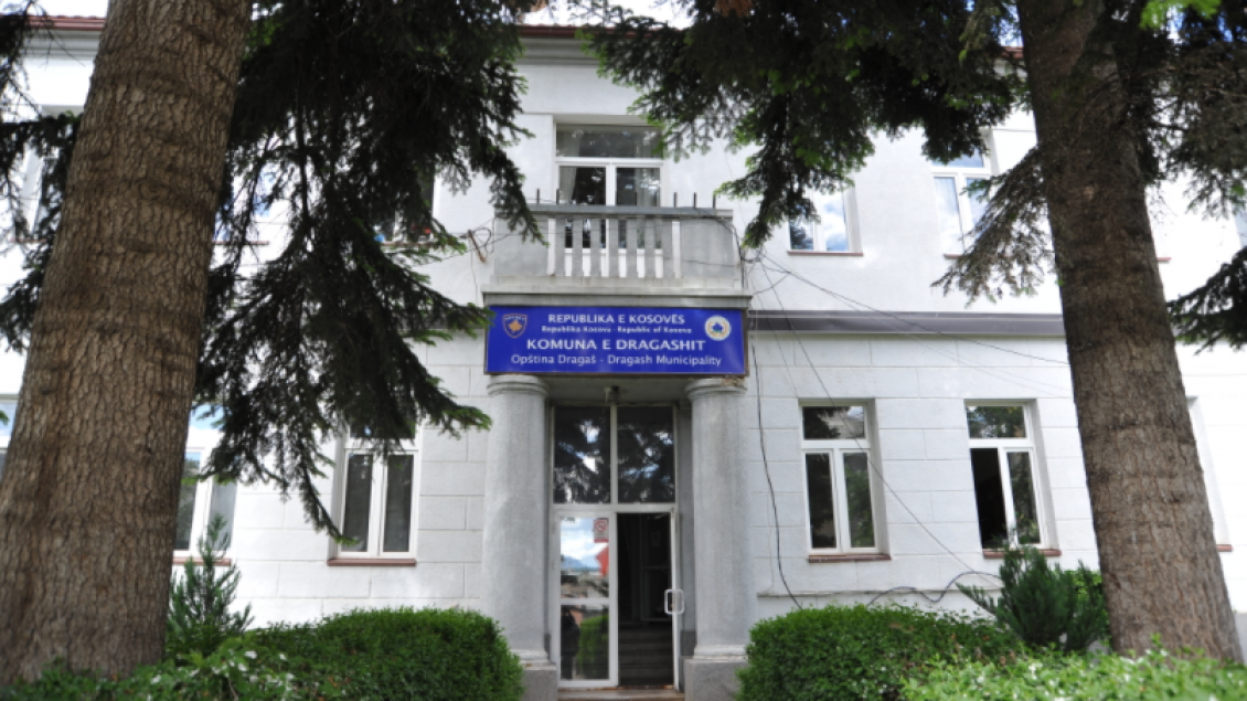Çudia “biznesore” në Dragash: Furra e bukës fiton tender transporti
