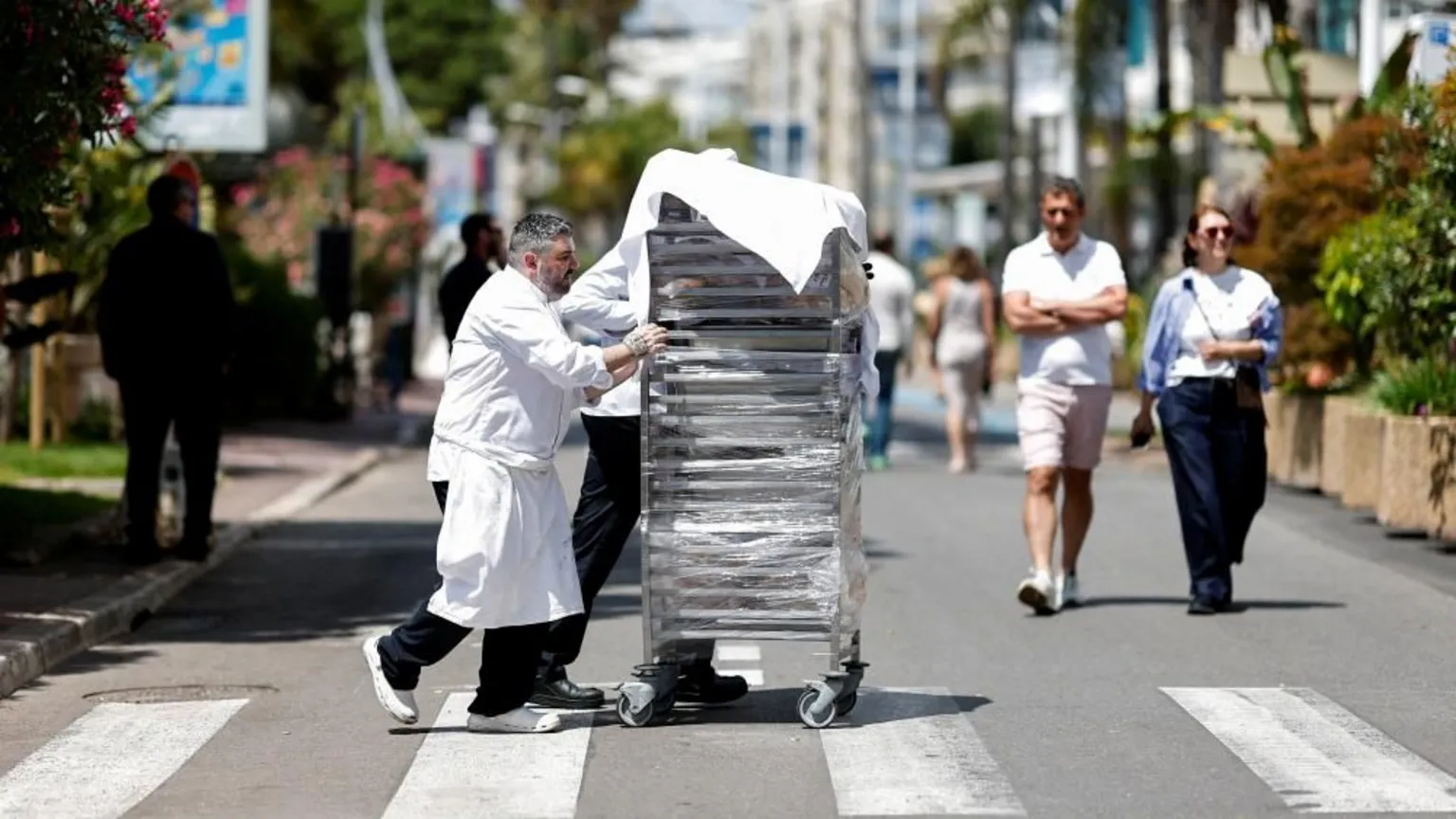 Dyshohet për sabotim, ndërprerja e energjisë elektrike godet festivalin ‘Cannes’