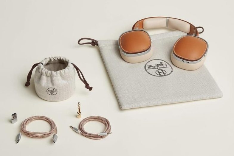 Harrojeni çantën Birkin: Hermès nxjerr në treg kufjet me çmimin marramendës