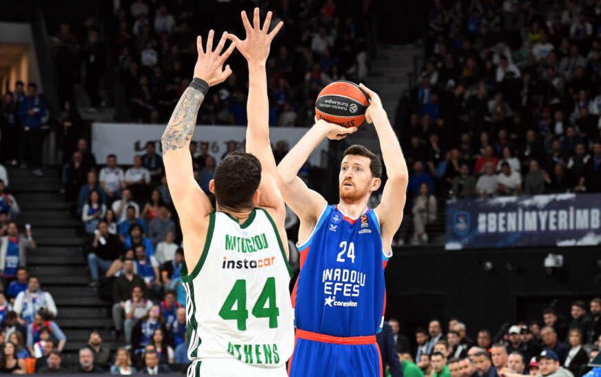 Basketbollisti shqiptar Erxhan Osmani vazhdon 2 vite kontratën me gjigantin turk