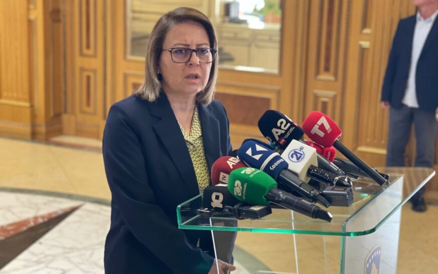 Bajrami: Abdixhiku në takimin me presidenten jep detaje për qeveri gjithpërfshirëse