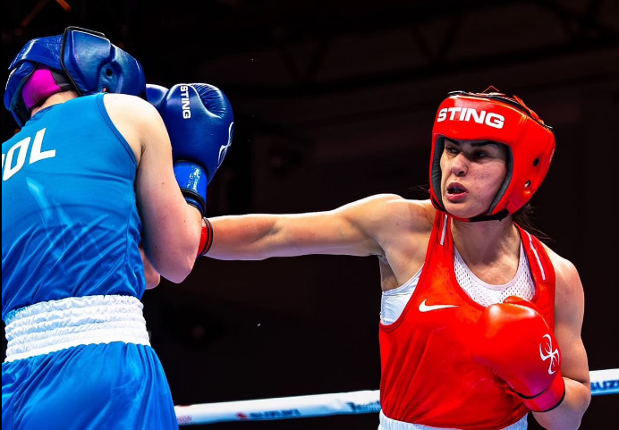 Kosova siguron medaljen në Kampionatin Botëror të boksit, Donjeta Sadiku arrin në finale