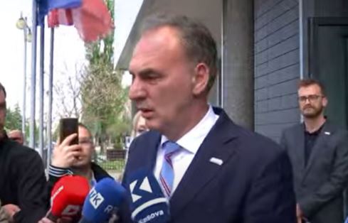 “Po pres informacione shtesë”, thotë Limaj për propozimin e LDK-së