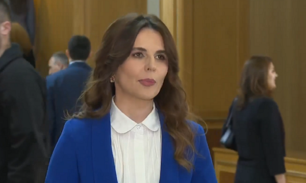 Çitaku: Kosova po mbahet peng nga kryeneçësia e Albin Kurtit