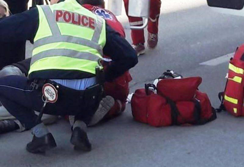 Prishtinë: Aksident trafiku në lagjen Kalabria, biçiklisti dërgohet në spital