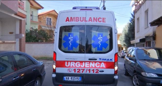 Tragjedi në Tiranë: 52-vjeçari humb jetën pasi i bie bojleri në kokë gjatë punës