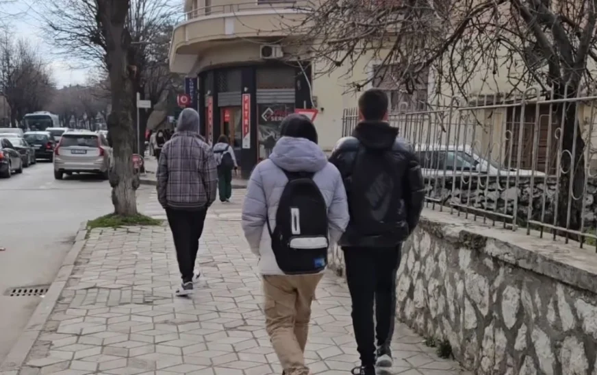 Bullizmi, problem në shkolla! Ekspertët bëjnë apel: Të rritet numri i psikologëve për të menaxhuar si duhet rastet
