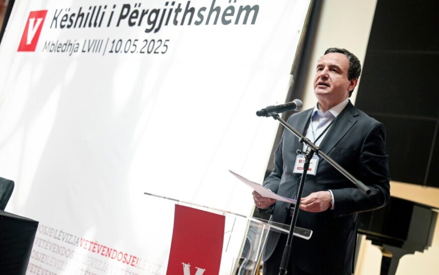 “Nuk heqim dorë nga Albulena Haxhiu”, “LDK ndoshta ka preferenca tjera për koalicione”, krejt çka tha Kurti sot