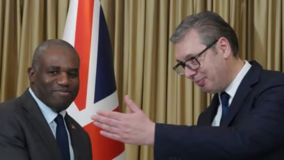 Parlamentarët britanikë kërkojnë ndryshim të politikës së jashtme ndaj Serbisë