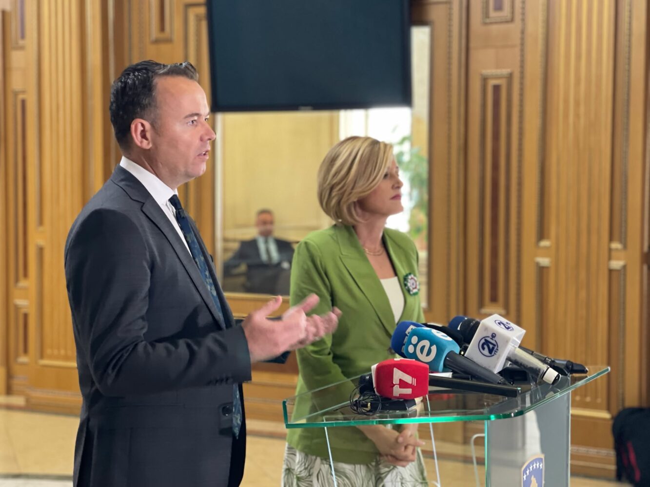 Kusari: Opozita po bën shkelje me mosvotim në Kuvend