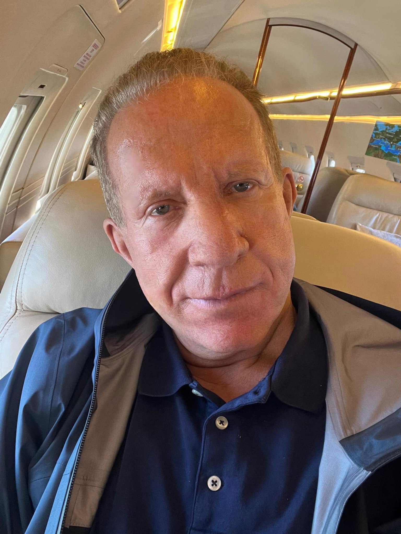 Behgjet Pacolli reagoi ashpër pas dështimit të seancës në Kuvend: “Pa pikë turpi, po tallen me popullin!”